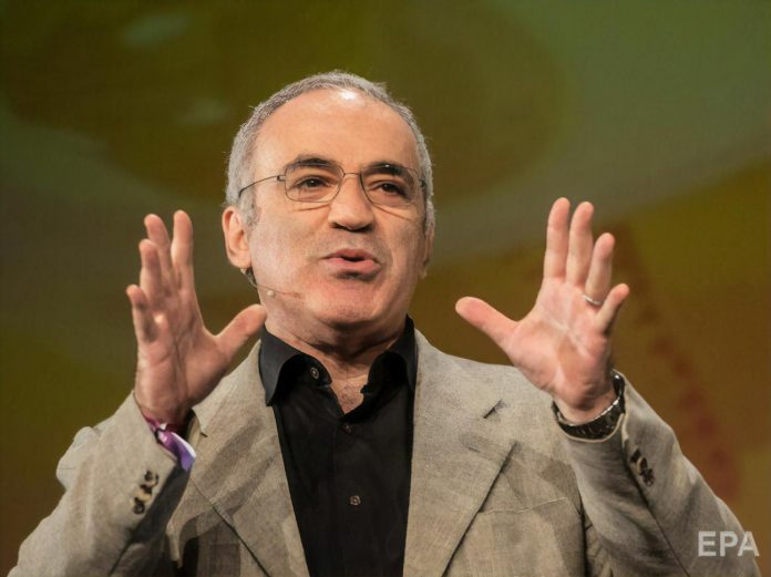 kasparov-obyasnil-chto-nuzhno-sdelat-zapadu-chtoby-u-krikunov-iz-rf-stalo-menshe-agressivnosti