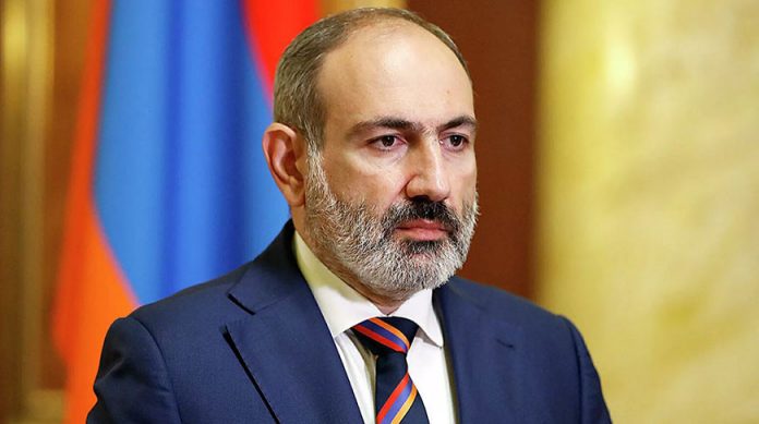 pashinyan-zayavil-chto-podast-v-otstavku-v-aprele