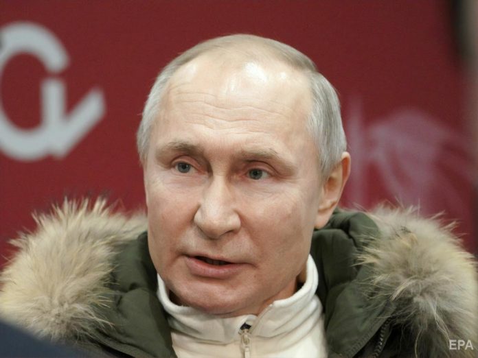 peskov-zayavil-chto-putin-privilsya-ot-covid-19-no-rossiyanam-etogo-ne-pokazhut
