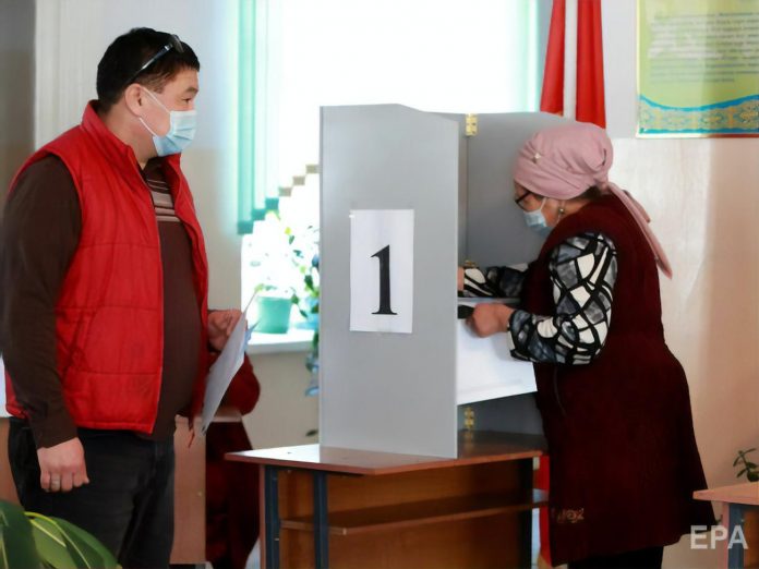 tsik-kyrgyzstana-ozvuchil-predvaritelnye-itogi-referenduma-ob-usilenii-prezidentskoj-vlasti