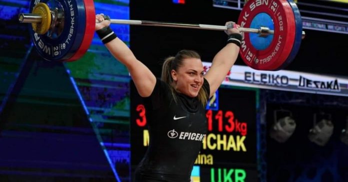 ukrainskaya-tyazheloatletka-stala-absolyutnoj-chempionkoj-mira