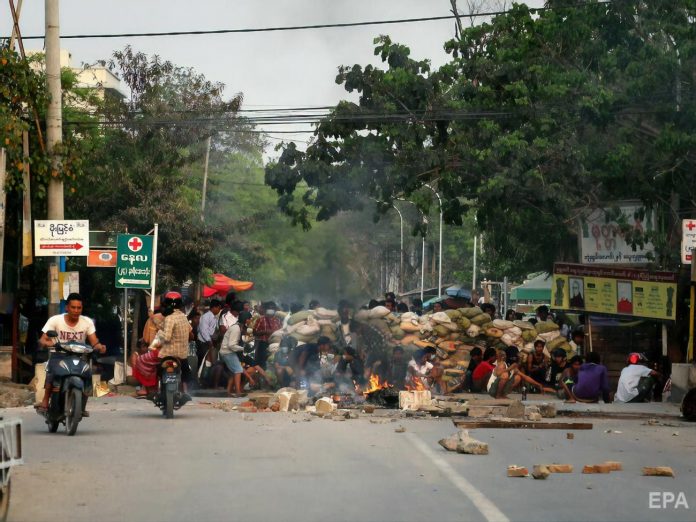 v-myanme-zahvativshie-vlast-voennye-vyrazili-sozhalenie-iz-za-gibeli-lyudej-na-aktsiyah-protesta