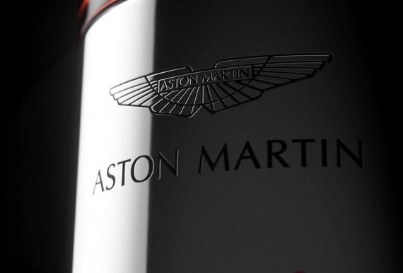 Бутылка виски за 65 000 долларов адресована фанатам Aston Martin