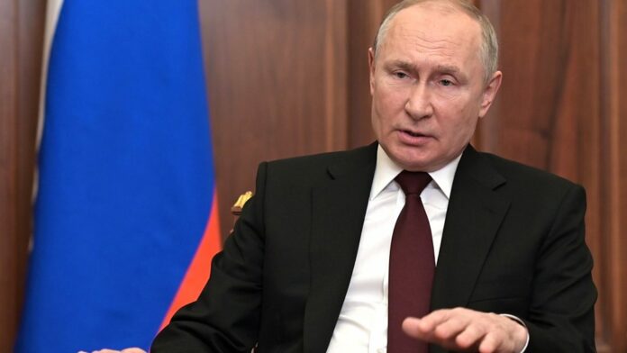 putin-ekstrenno-obratitsya-k-rossiyanam-i-ne-tolko-on-izvestno-vremya