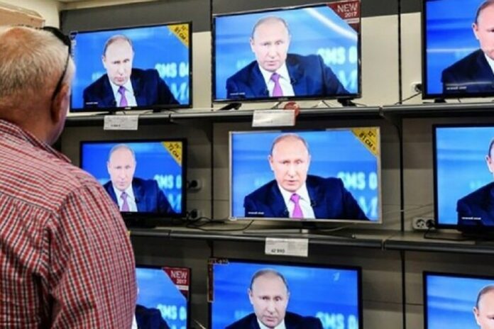 putin-ot-bezyshodnosti-gonit-na-realnuyu-vojnu-teh-kogo-priuchil-k-nej-v-televizore-ajder-muzhdabaev