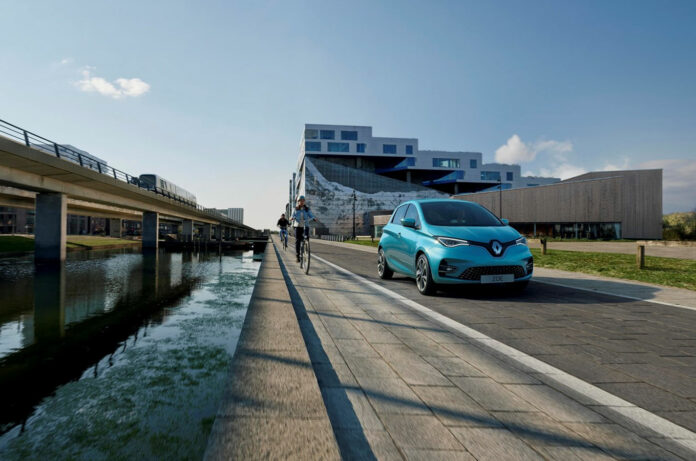 renault-vydast-elektromobili-vsem-zhitelyam-odnogo-goroda