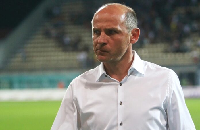 skripnik-rasskazal-o-zhizni-na-karantine-i-sluhah-o-dinamo