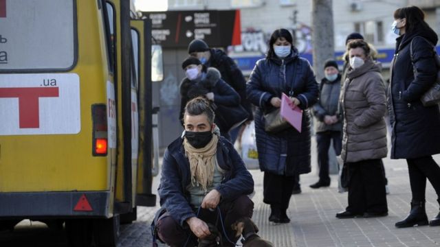 Смягчение карантина: в Кабмине рассказали, когда в Украине восстановят ж/д перевозки