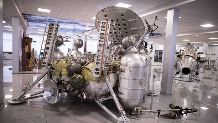 v-rossii-federalnuyu-kosmicheskuyu-programmu-urezali-na-150-mlrd-rublej