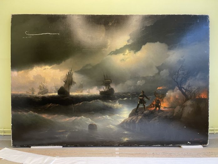 v-shokoladnom-dome-mozhno-uvidet-kartiny-repina-ajvazovskogo