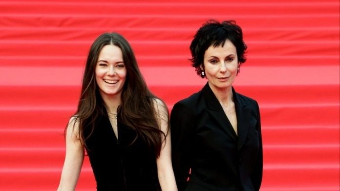 doch-iriny-apeksimovoj-i-valeriya-nikolaeva-stanet-aktrisoj