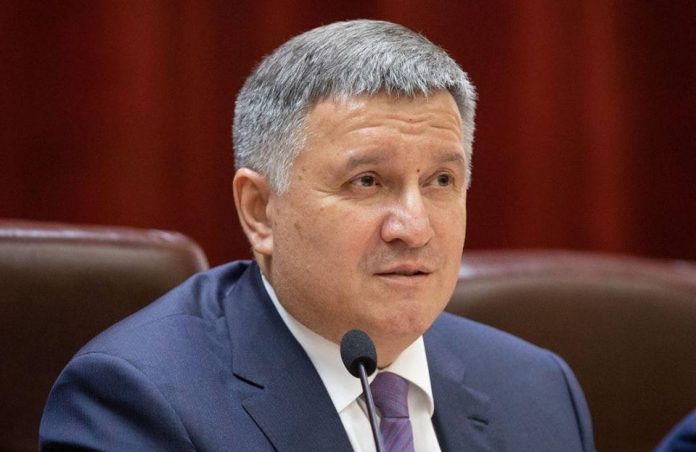 avakov-zayavlyaet-o-politicheskoj-sostavlyayushhej-v-konflikte-vokrug-novogo-harkovskogo-organa