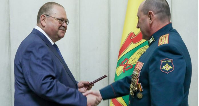 prezident-vruchil-gosudarstvennye-nagrady-bojtsam-shestoj-volny-mobilizatsii