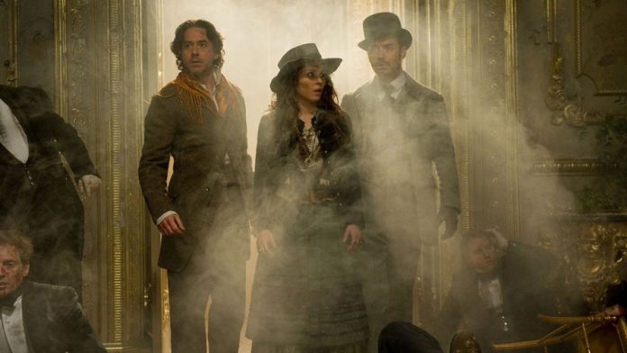 warner-bros-snimet-novyj-film-o-zhurnaliste-fletche